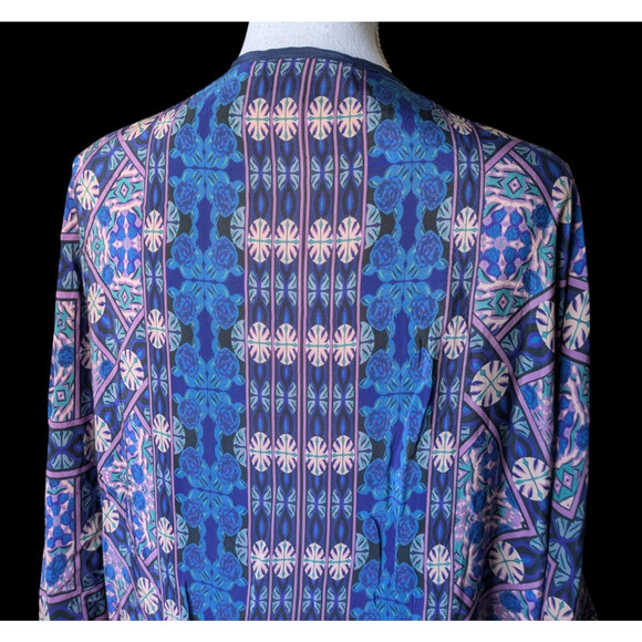 Feathers by Tolani Blue Open Front Art to Wear Long Cocoon Kimono Boho Geometric - Picture 7 of 7